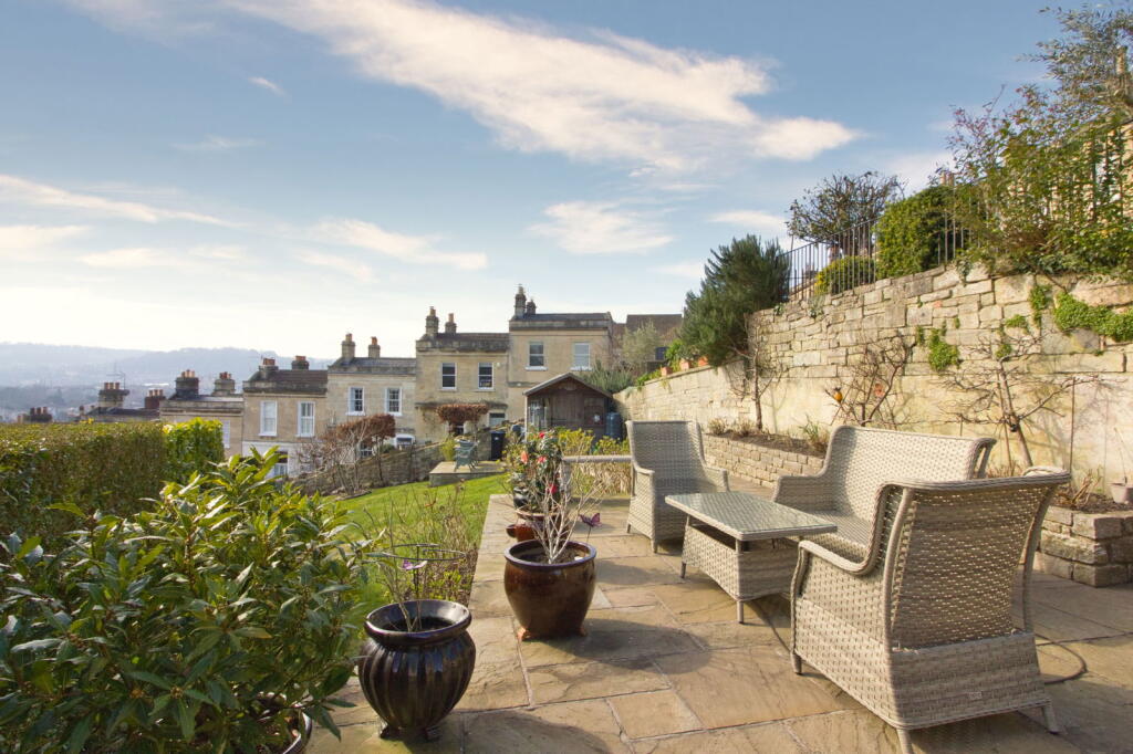 Additional image 20 of Lyndhurst Cottage, Camden, Bath