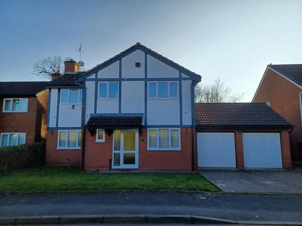 Harvington Drive, Monkspath, B90 4YN
