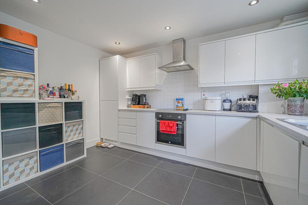 Additional image 20 of Winster Avenue, Dorridge, B93