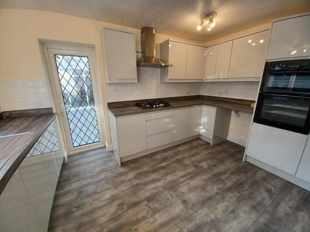 Additional image 5 of Harvington Drive, Monkspath, B90 4YN