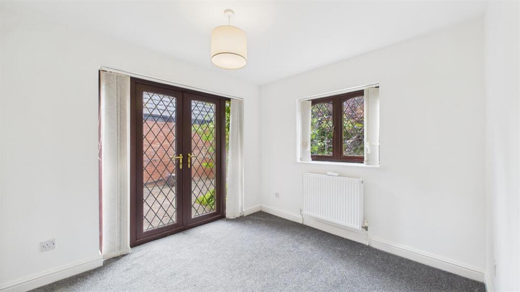 Additional image 17 of 1 Bradleys Close