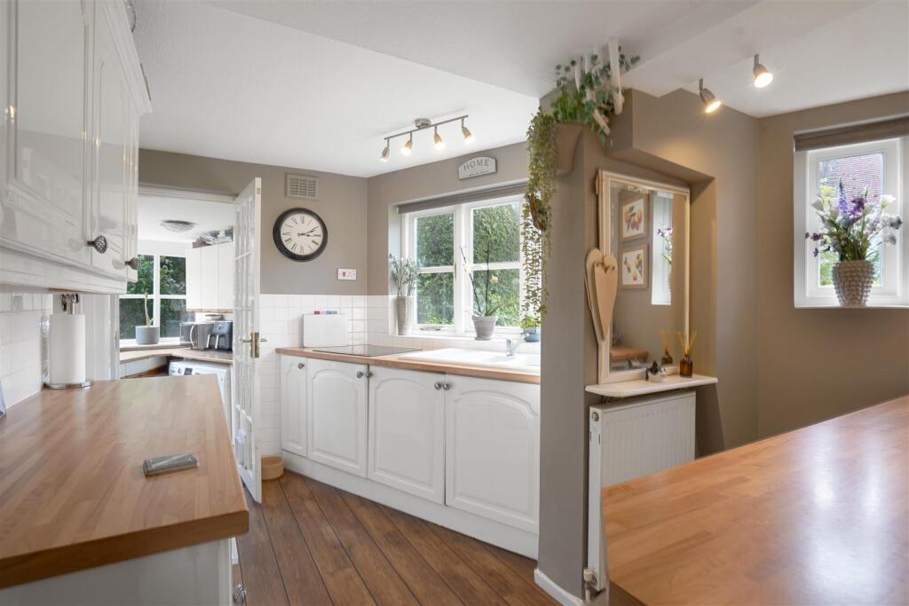 Additional image 9 of Main Road, Newton Regis