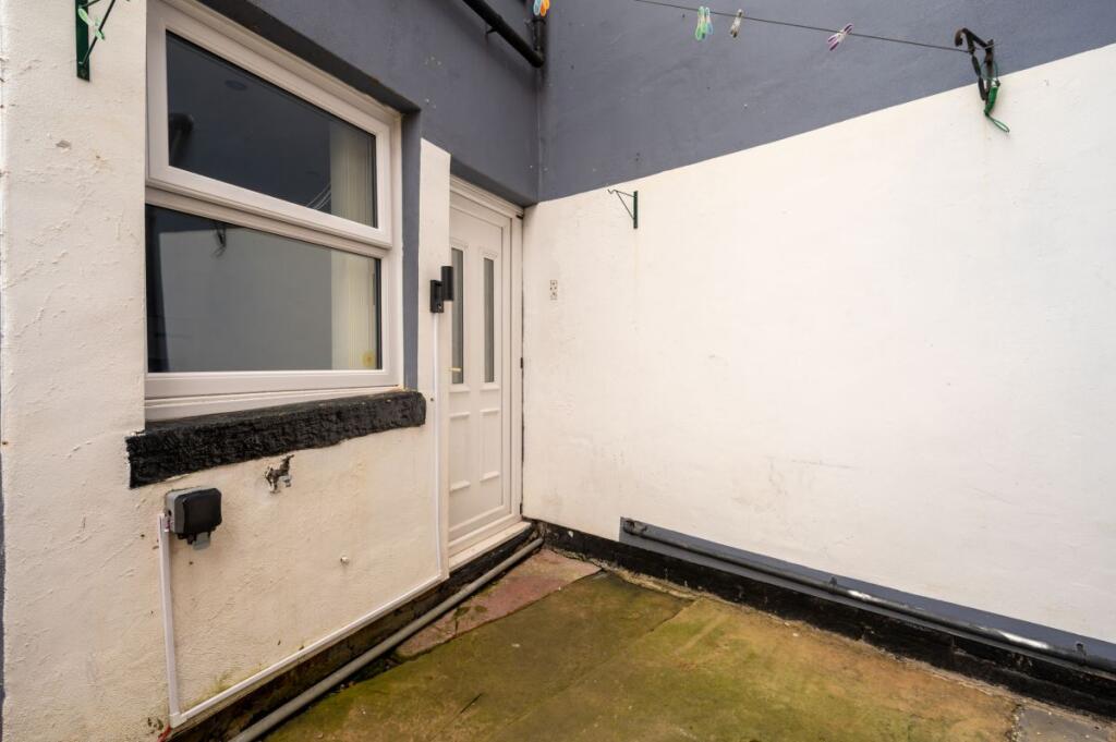 Additional image 18 of Whitehall Road, Drighlington