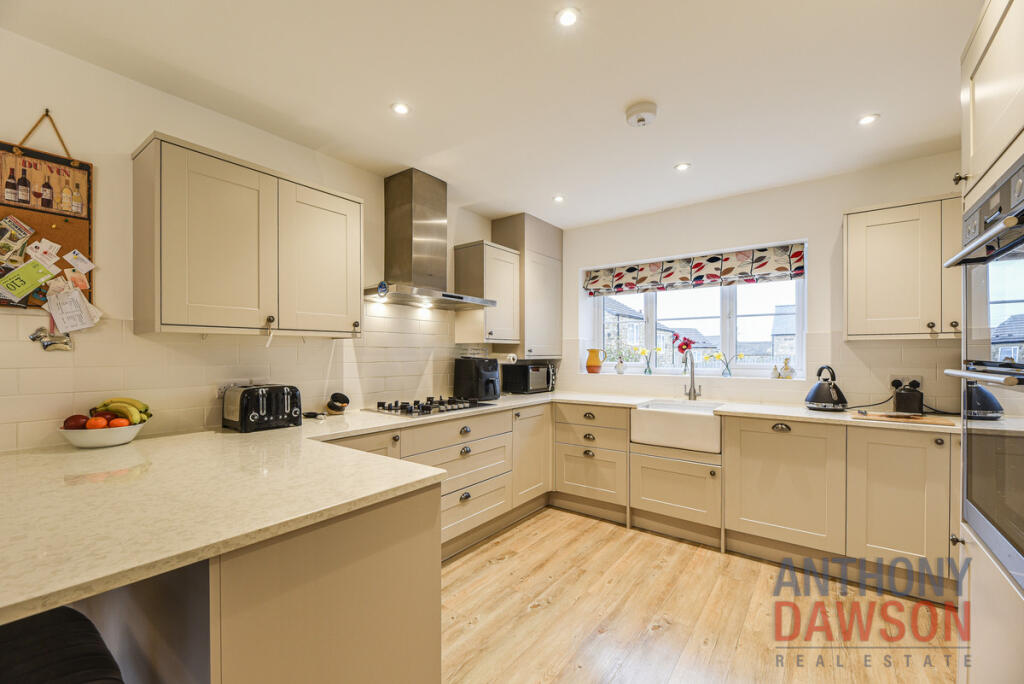 Additional image 3 of Pendle Lane, Fence, BB12