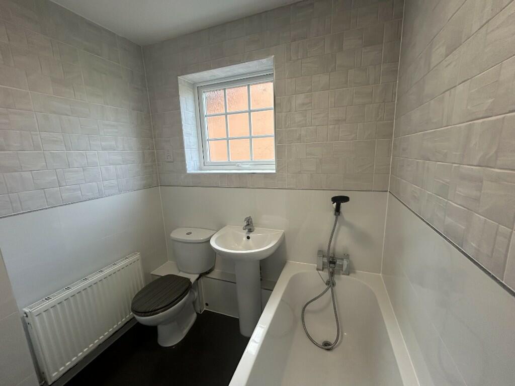 Additional image 34 of Heather Grove, Solihull, B91 2SP