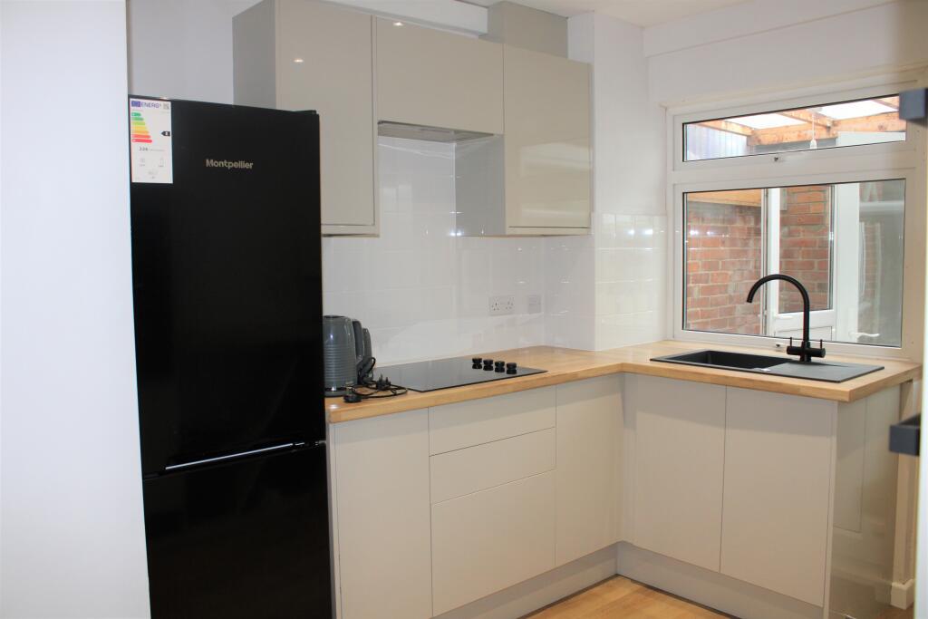 Additional image 7 of North Western Yeovil