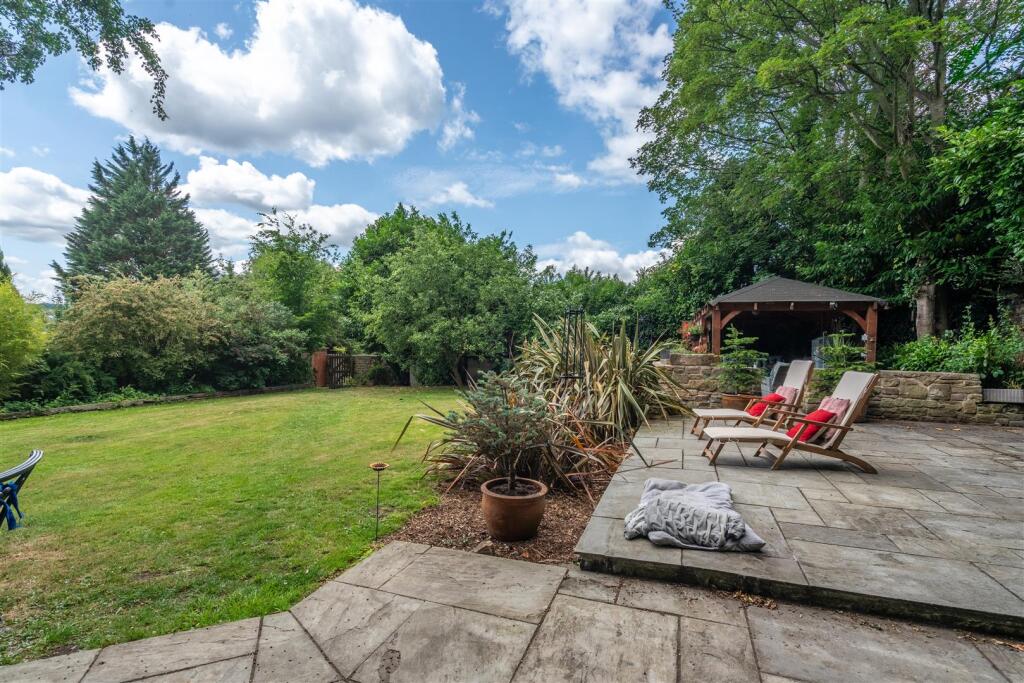 Additional image 22 of Character Property on Woodlands Drive