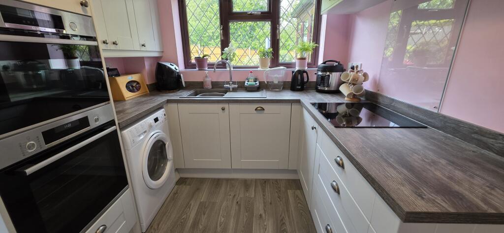 Additional image 9 of Mossdale, Wilnecote, Tamworth, B77