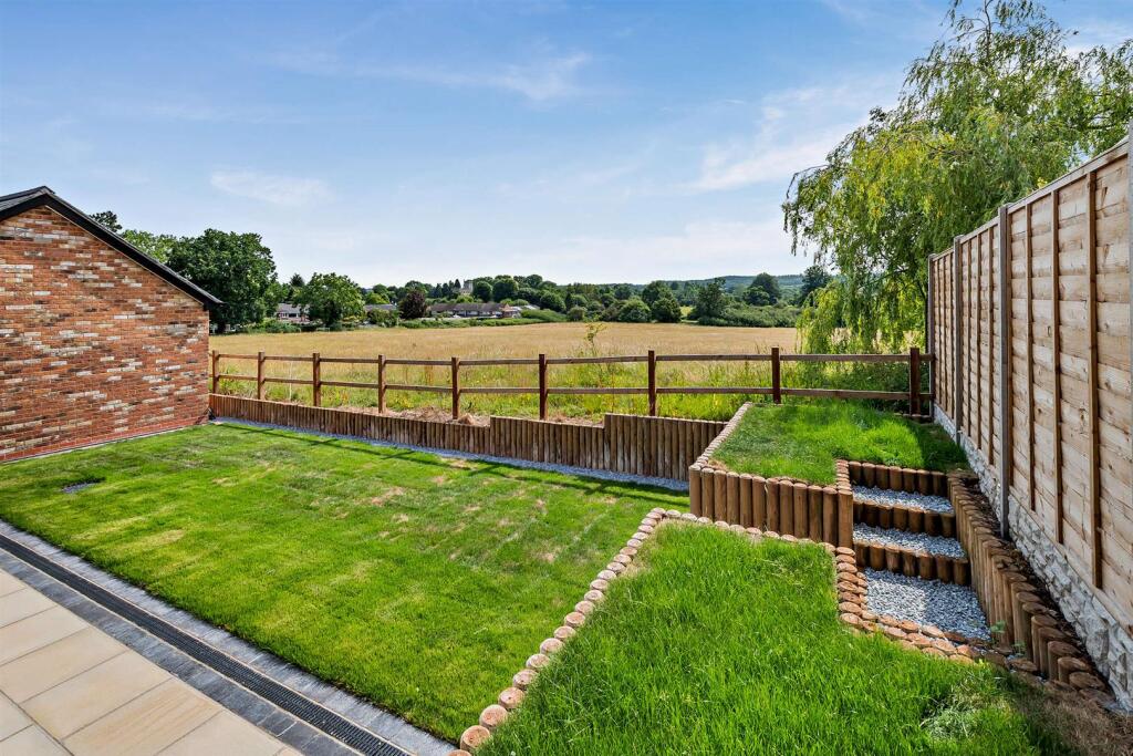 Additional image 31 of 2, Wells Cottage, Wootton Wawen, B95