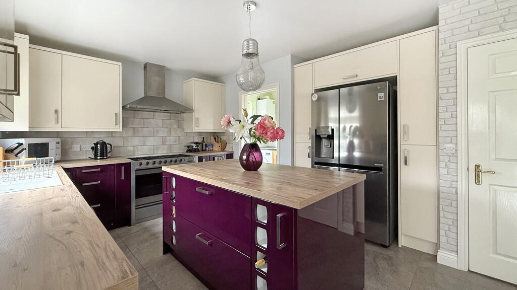 Additional image 4 of Caspian Gardens, Westbury