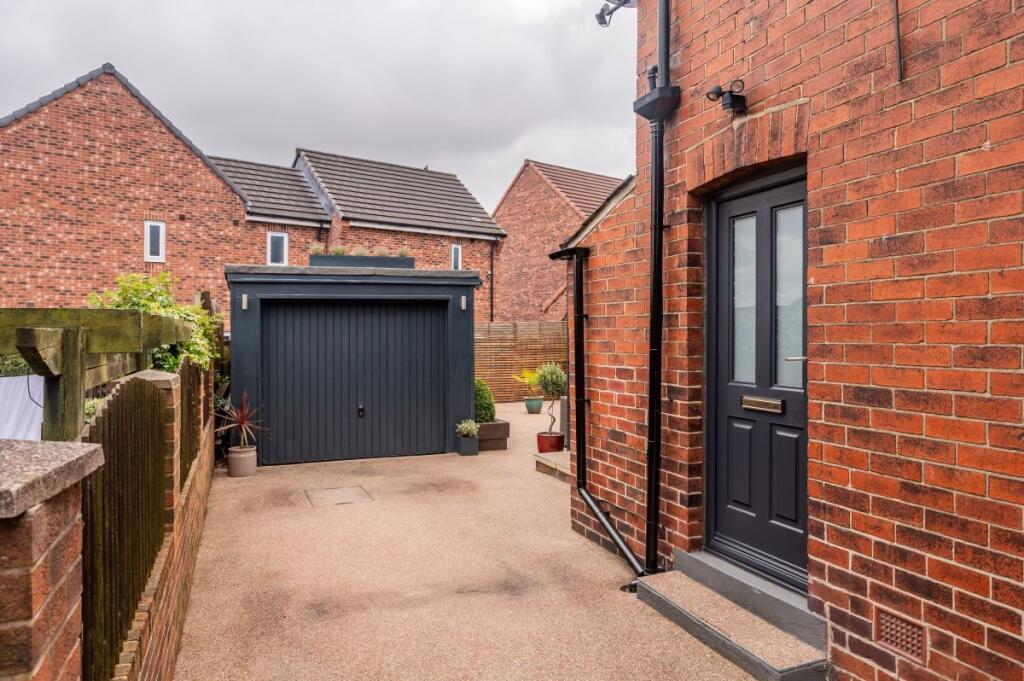 Additional image 25 of Whitehall Road, Drighlington