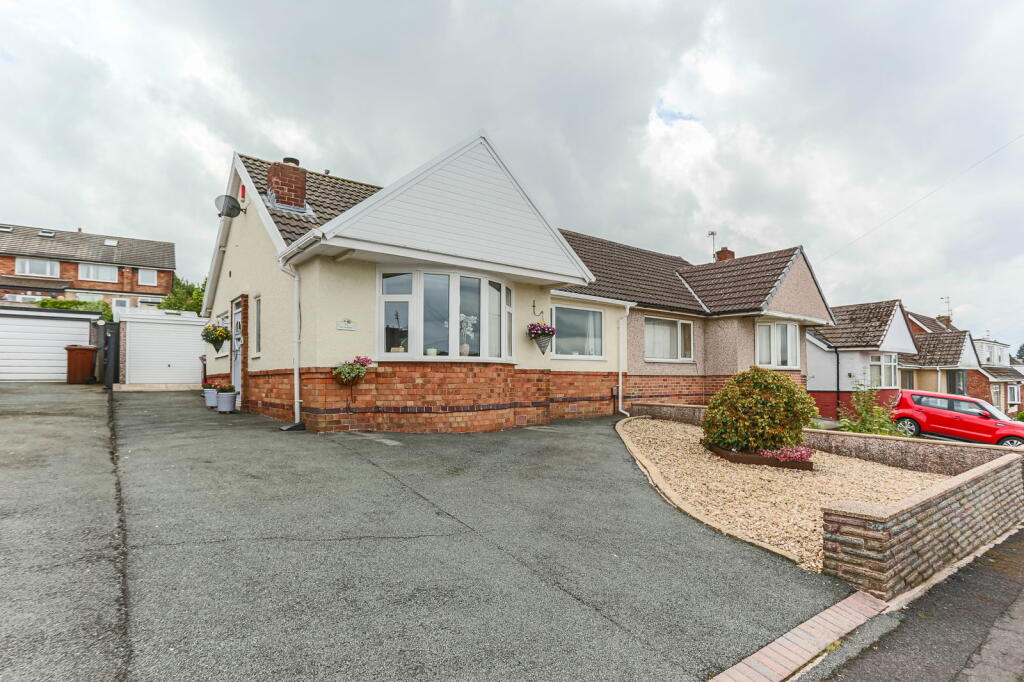 Rutland Avenue, Blackburn, BB1