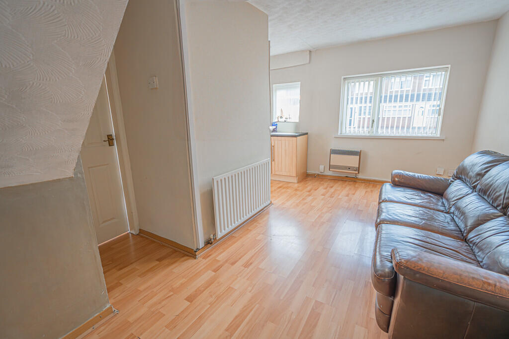 Additional image 3 of Warwick Gardens, West Midlands