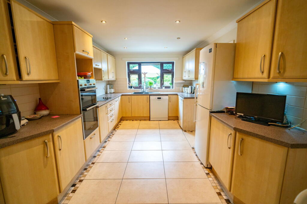 Additional image 7 of Monastery Drive, Solihull, B91 1DW