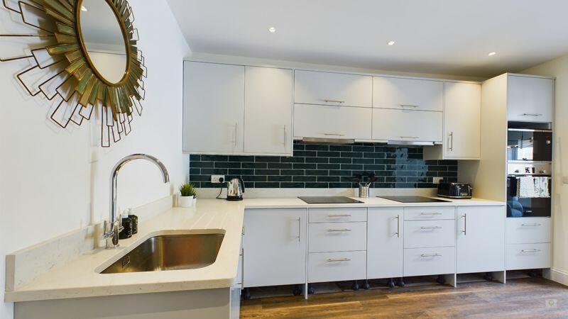 Additional image 4 of Room 3, 73 Sherborne Road, Yeovil