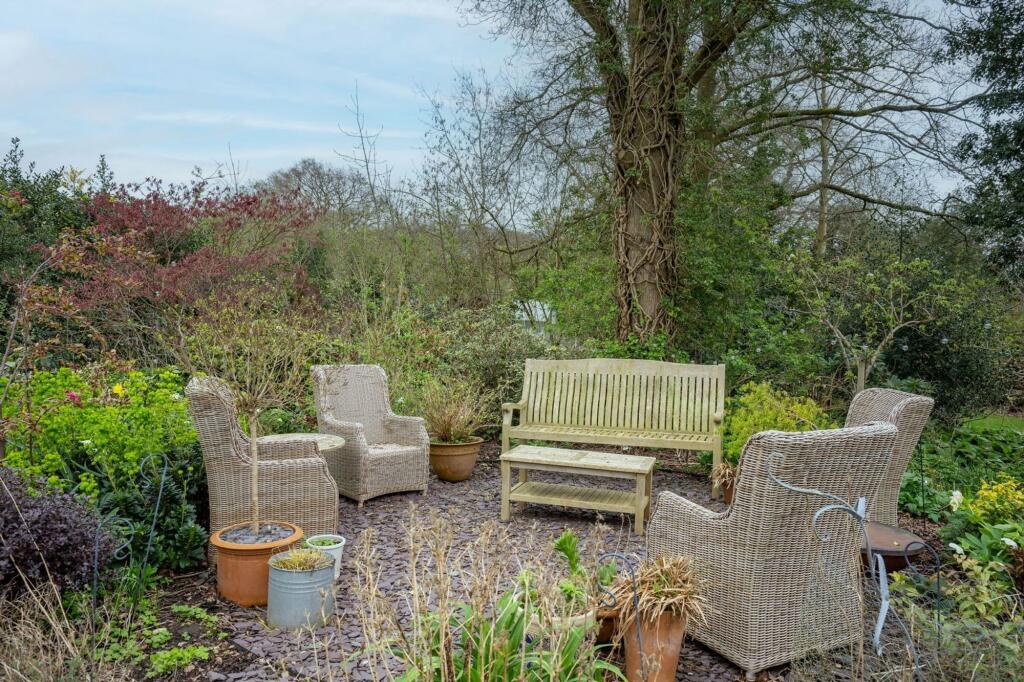 Additional image 20 of Rose Cottage, Greenhill, Burcot, B60