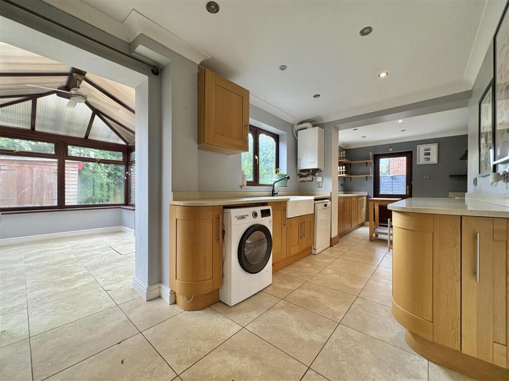 Additional image 2 of Orchard Close, Bidford-On-Avon, Alcester