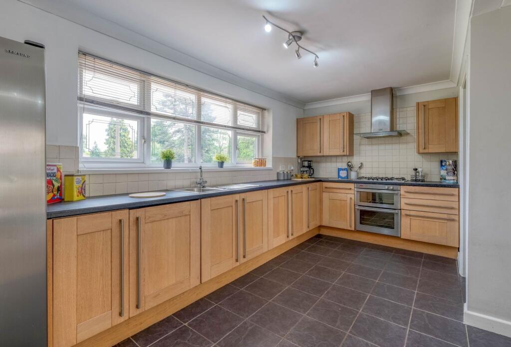 Additional image 5 of Yew Tree Lane, Solihull, B91