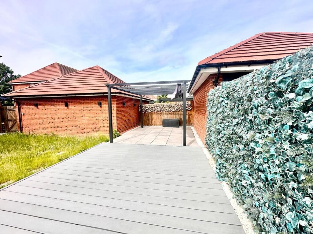 Additional image 40 of Lucas Place, Tamworth