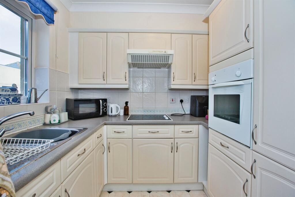 Additional image 7 of South Street, Yeovil