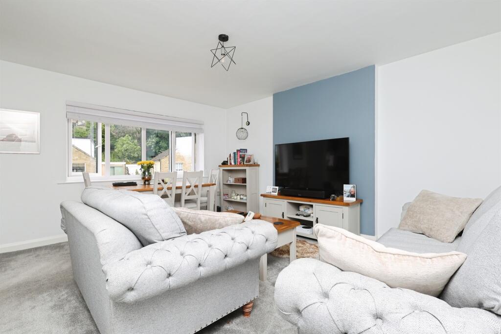 Additional image 7 of Fardew Court, Bingley