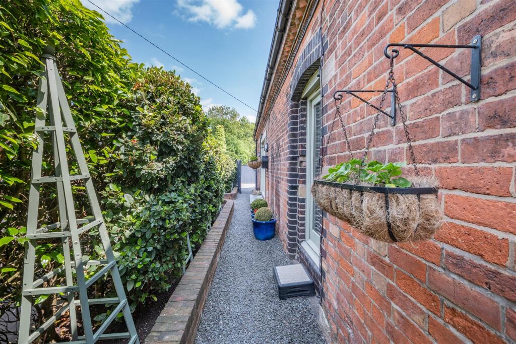 Additional image 28 of Shirrall Drive, Drayton Bassett