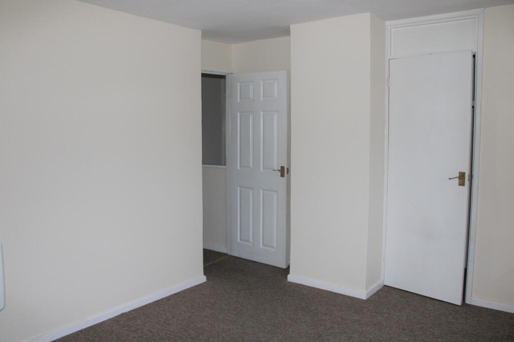 Additional image 3 of Oaklands Road, Yeovil, BA21