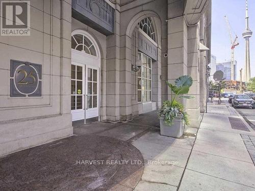 1815 - 25 THE ESPLANADE AVENUE|Toronto (Waterfront Communities), Ontario M5E1W5