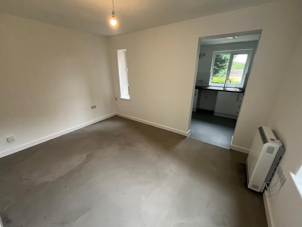 Additional image 5 of Rowantree Drive, Bradford