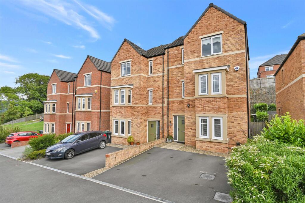 Carr Beck Rise, Apperley Bridge