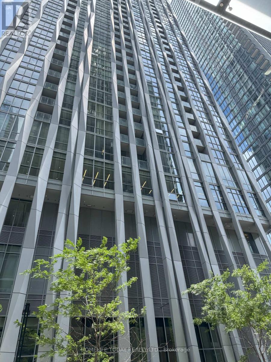 2402 - 1 YORKVILLE AVENUE|Toronto (Annex), Ontario M4W0B1