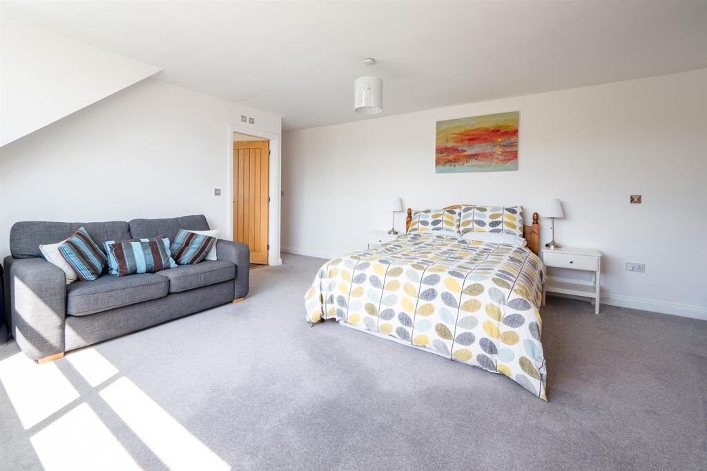 Additional image 29 of Stratford Road, Wootton Wawen