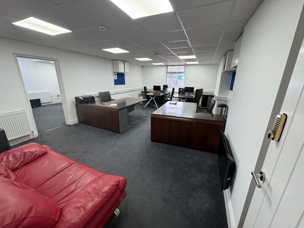 Additional image 7 of Rolfe St - 4,600 SqFt Commercial Property, Smethwick, B66