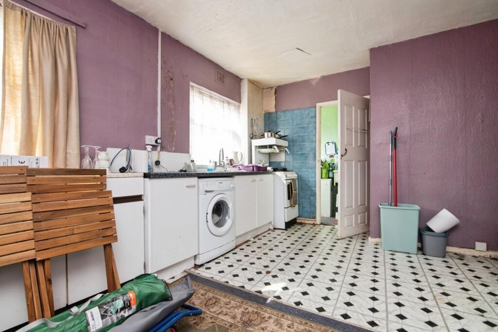 Additional image 3 of Oldacre Road, Oldbury, West Midlands, B68