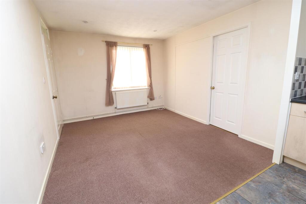 Additional image 3 of Buckleaze Close, Trowbridge