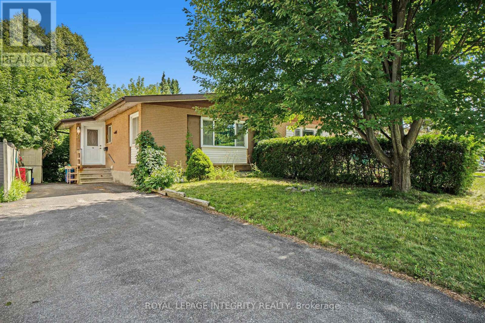 14 MULVAGH AVENUE|Ottawa, Ontario K2E6M6