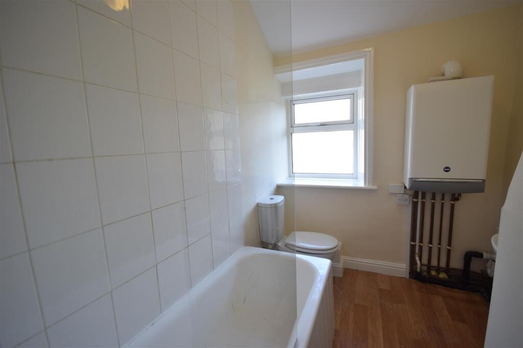 Additional image 5 of High Street, Queensbury, BD13 2PA