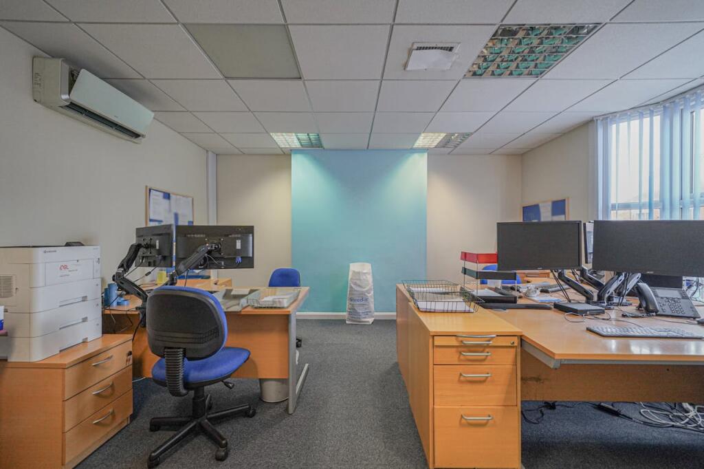 Additional image 7 of 336 Stratford Road, Shirley, Solihull, B90 3DN