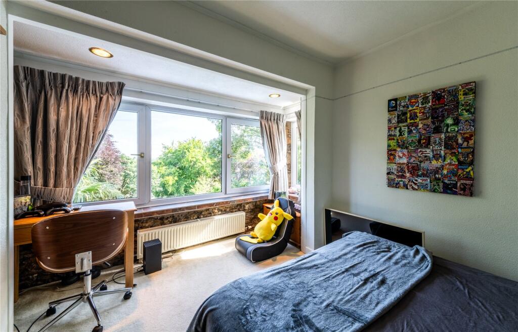 Additional image 17 of Priory Park, Bradford On Avon