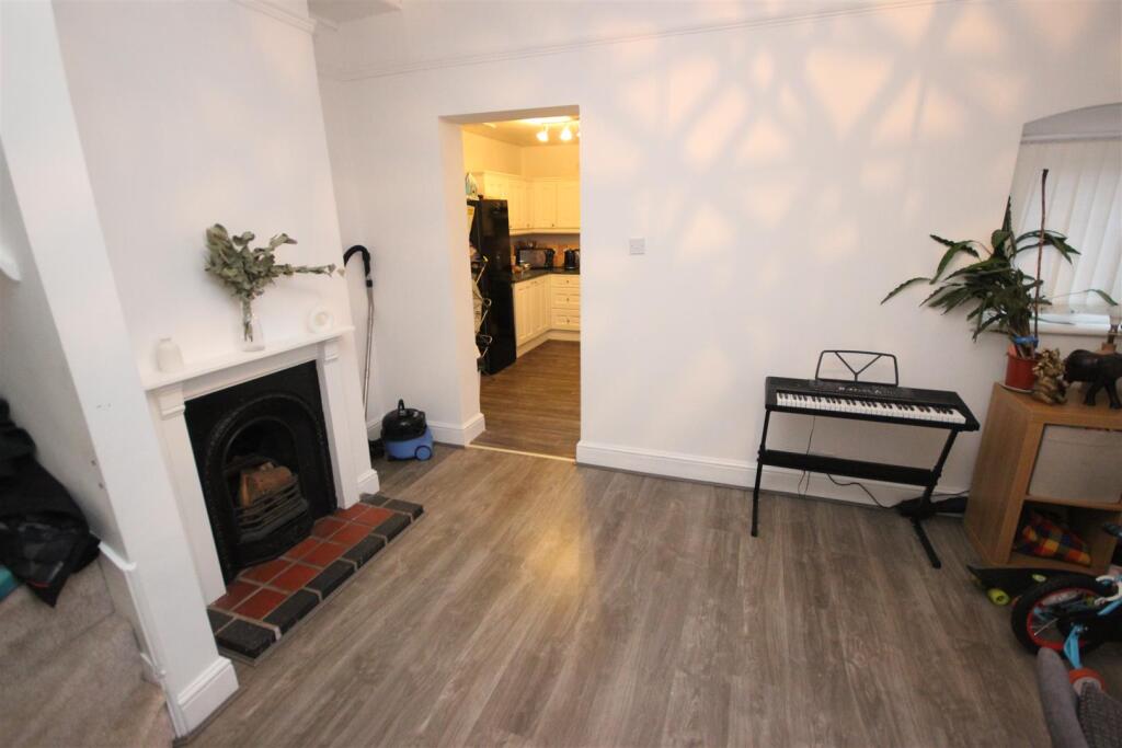 Additional image 3 of Moat Road,Oldbury,West Midlands