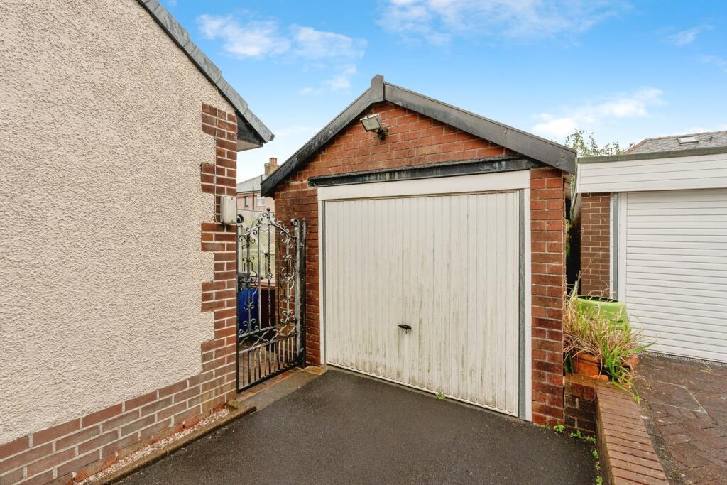 Additional image 17 of Hill Crest Avenue, Burnley, Lancashire, BB10