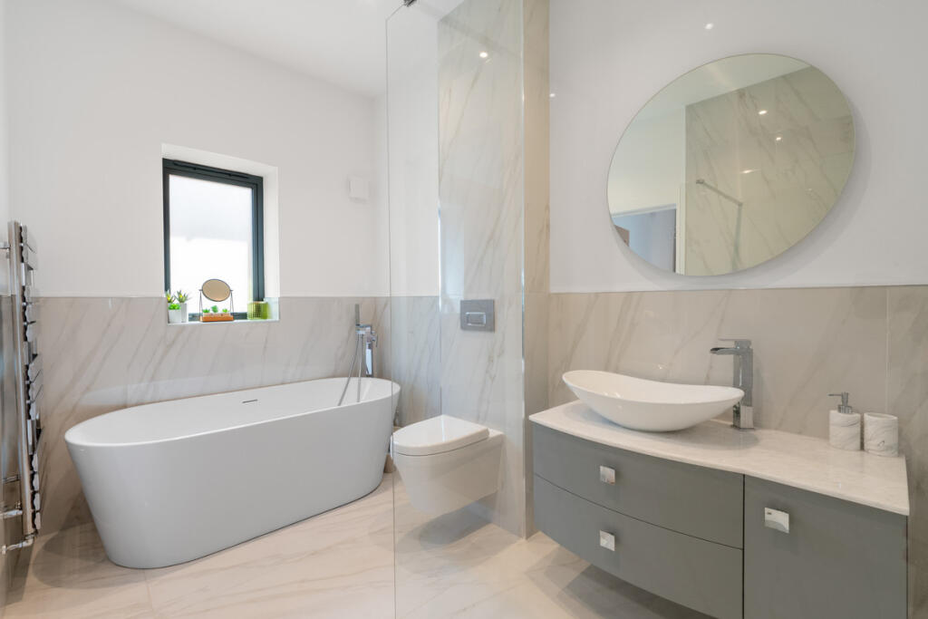 Additional image 25 of Haye Lane, Mappleborough Green, B80