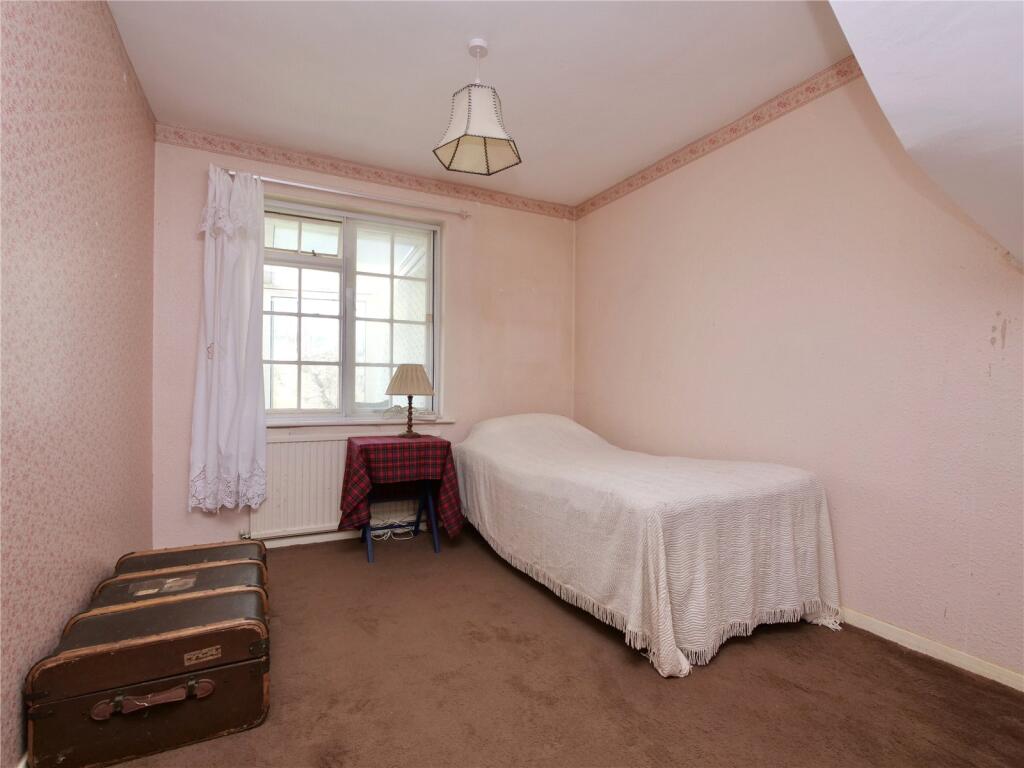 Additional image 11 of Spacious 3/4 Bedroom Semi-Detached Bungalow with Large Garden & No Onward Chain