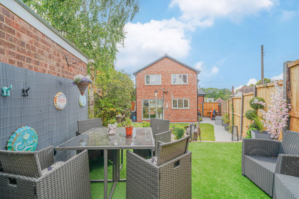 Additional image 37 of Peterbrook Road, Shirley