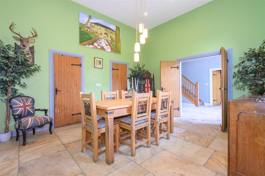 Additional image 5 of Whiteshaw Barn, Long Causeway, Denholme, BD13 4NE