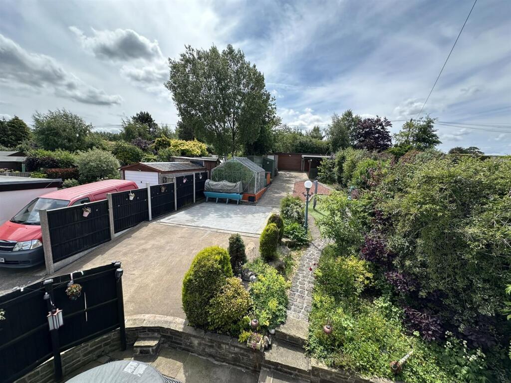 Additional image 36 of Moor View Drive, Bingley