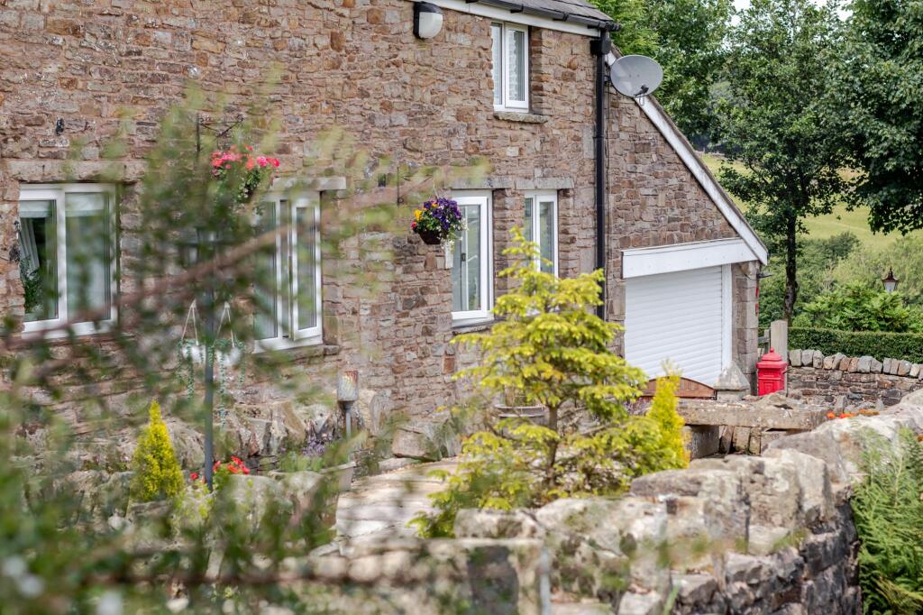 Additional image 47 of Meadow Head Lane, Darwen, BB3