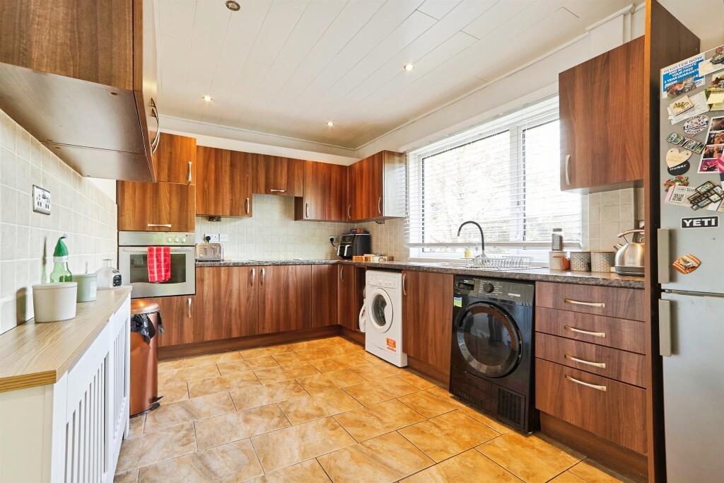 Additional image 4 of Hawthorne Avenue, SHIPLEY