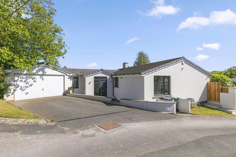 Additional image 44 of Glen Road, Eldwick