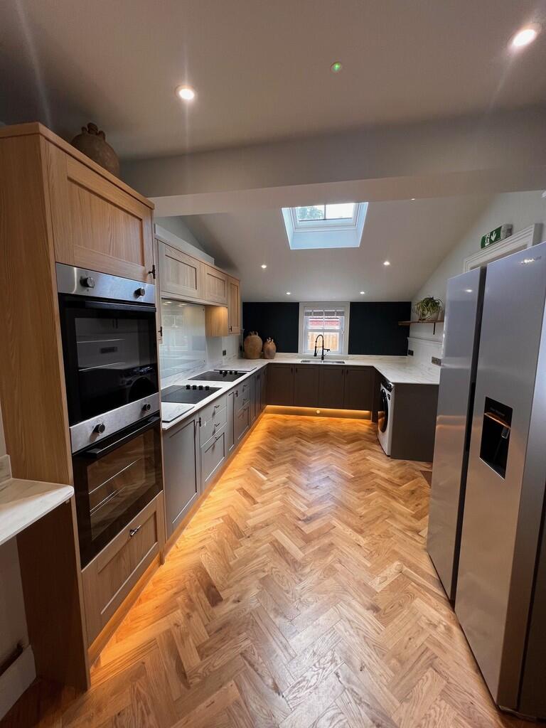 Additional image 7 of Hendford Hill